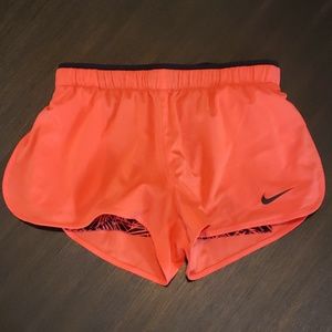 Nike Dri-Fit Shorts (S)